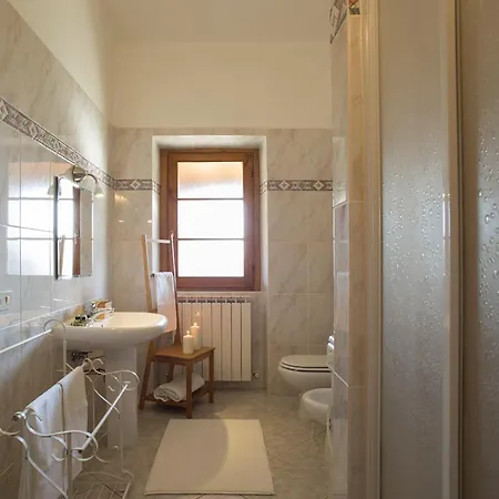 Buccia Nera Villa Chiassa Superiore Exterior photo
